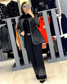 ست کت شلوار شیک و مجلسی زنانه مدل 💎 دیاموند 💎جنس مازراتی گرم بالا درجه ۱ ✅ Rad وارداتی با بهترین کیفیت مستقیما از تولیدی(فروش تک و عمده آرومافشن)